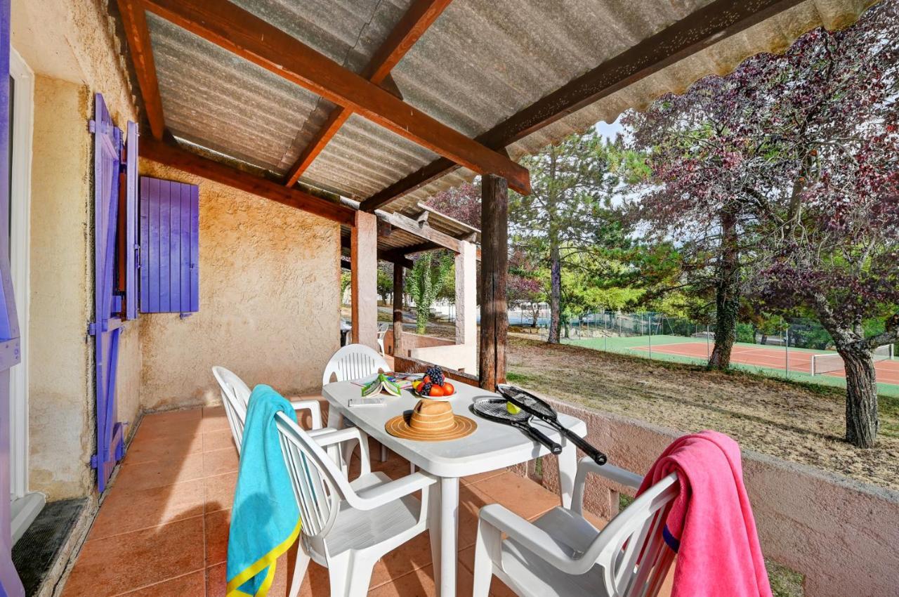 Village Vacances Les Bories Niozelles Esterno foto